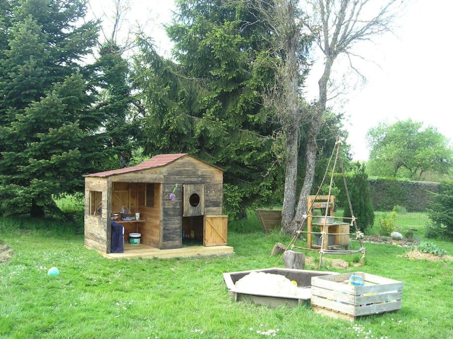 Les Jardins Des 3 Provinces- Gite Montcharvot Buitenkant foto