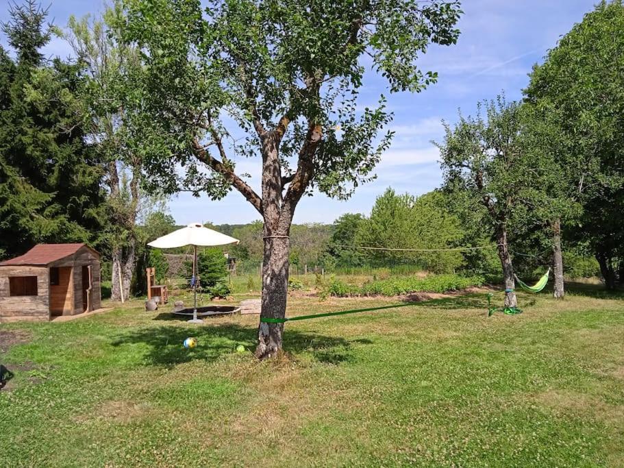 Les Jardins Des 3 Provinces- Gite Montcharvot Buitenkant foto